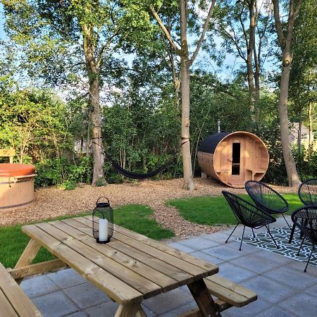Retro Chic Wellness Met Hottub & Sauna Ewijk Dış mekan fotoğraf