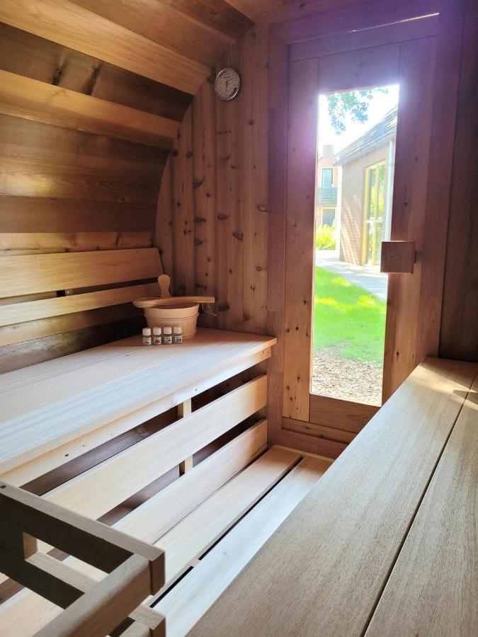 Retro Chic Wellness Met Hottub & Sauna Ewijk Dış mekan fotoğraf
